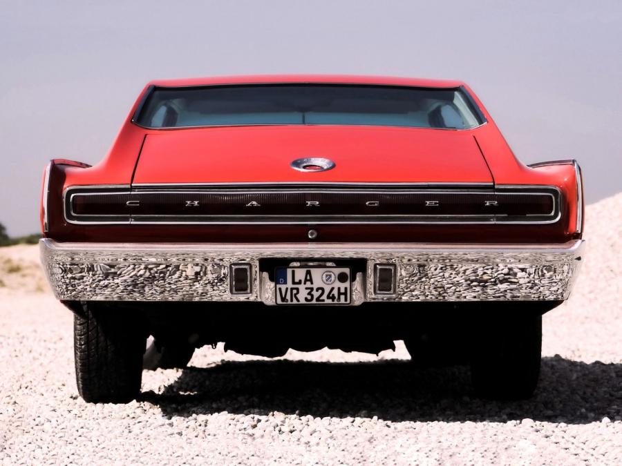  Dodge Charger 1967 года  (фото 10 из 15)